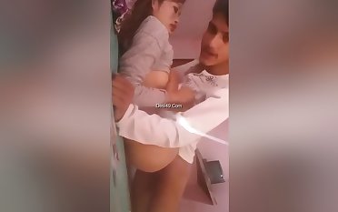 Today Exclusive- Super Hot Look Nepali Girl Hard Fucked By Lover